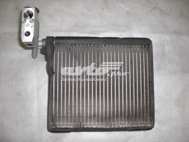 27280JG01A Nissan/Infiniti Охолоджувач повітря