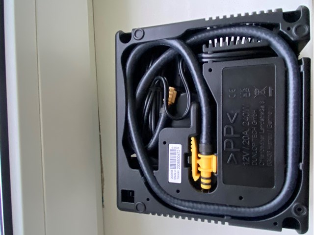  Mercedes A0005838405