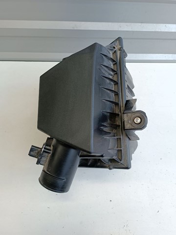 Повітряний фільтр LR053013 Land Rover