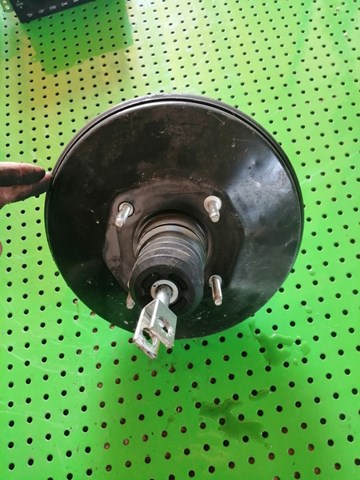 8V512B195DF Ford Підсилювач гальм вакуумний