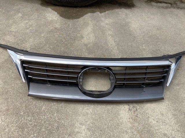 Купити 5312176030 Toyota Молдинг решітки радіатора, верхній