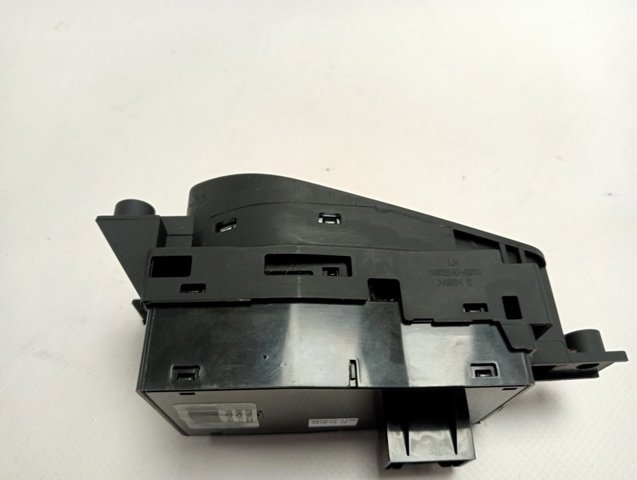 Hyundai/Kia 937663Z040 ціна, від 14.68 USD