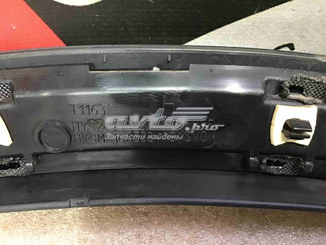 LR106325 Land Rover 