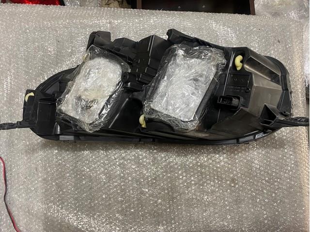 Фара правая Peugeot/Citroen 9808572580 ціна, від 234.49 USD