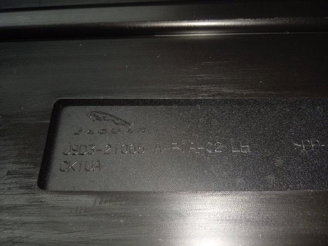 Купити T4K10128LML Jaguar 