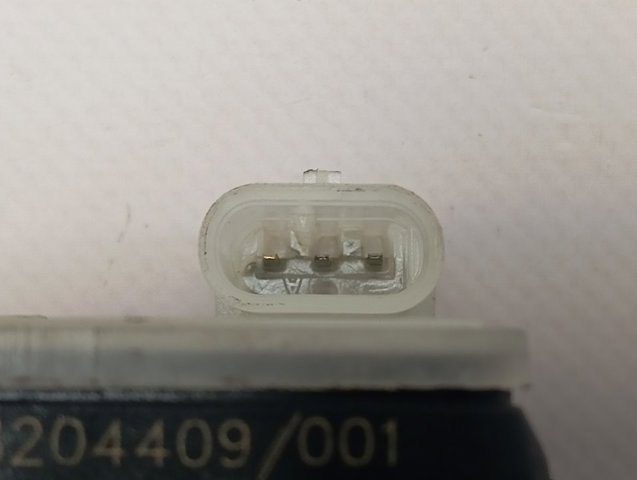 A0008204409 Mercedes Мотор-привод відкриття лючка бака