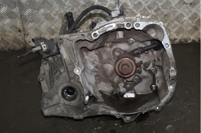 JH3360 Renault (RVI) МКПП