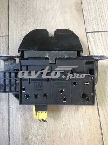 Замок багажника 495072894 General Motors