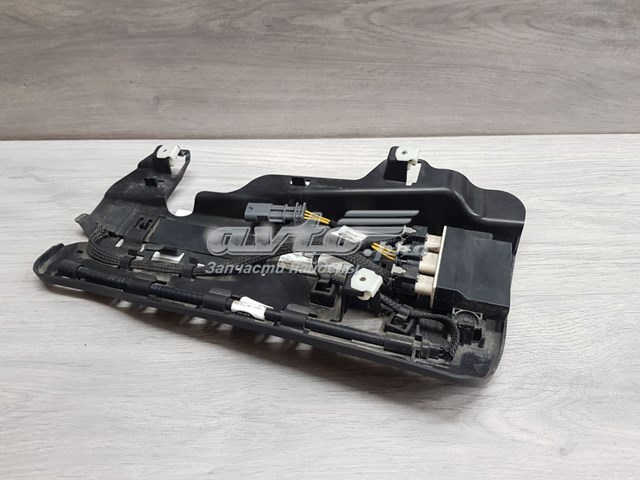 Купити LR070878 Land Rover 