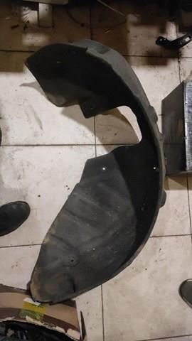 Підкрилок заднього крила, правий Mazda KB7W561H1A