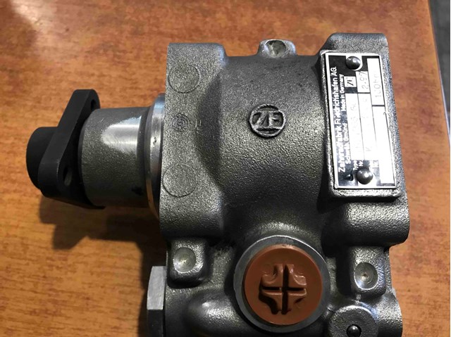 7671955166 ZF Parts Насос гідропідсилювача