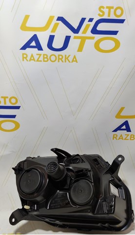 Фара Automotive Lighting 676512095