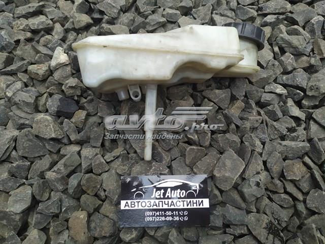 Бачок ГГЦ Volvo V50 універсал (MW) (2004 - 2012) ціна, від 11.22 USD