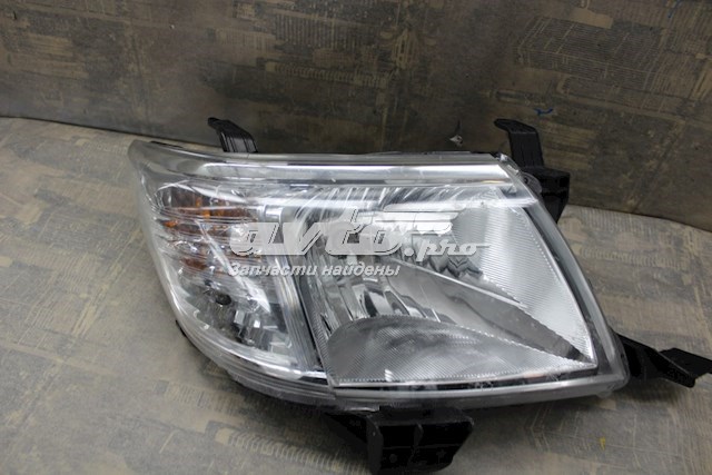 Купити 811100K401 Toyota Права блок фара