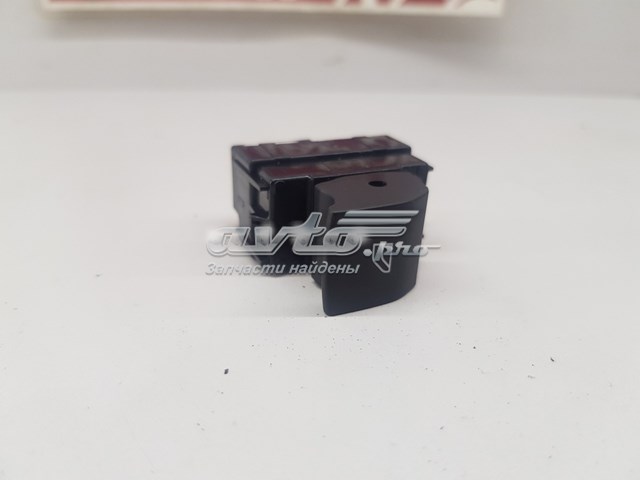 31456060 Volvo Кнопка підйомника переднього правого скла