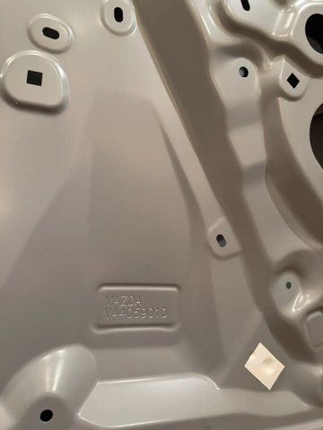 Купити VAY05902XA Mazda 