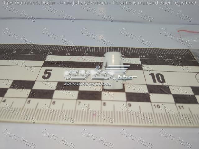 9046711114 Toyota Пістон (кліп) кріплення підкрилки переднього крила