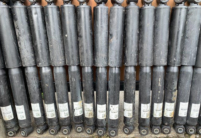 Амортизатор задній Mercedes A9073203300 ціна, від 219.27 USD
