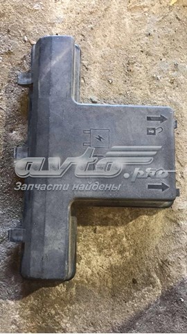 Кришка блока запобіжників Ford DG9T14A075AA ціна, від 10.77 USD