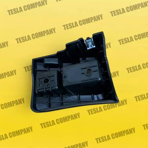 Купити 150696900A Tesla Супорт/кронштейн кріплення заднього ліхтаря, правий