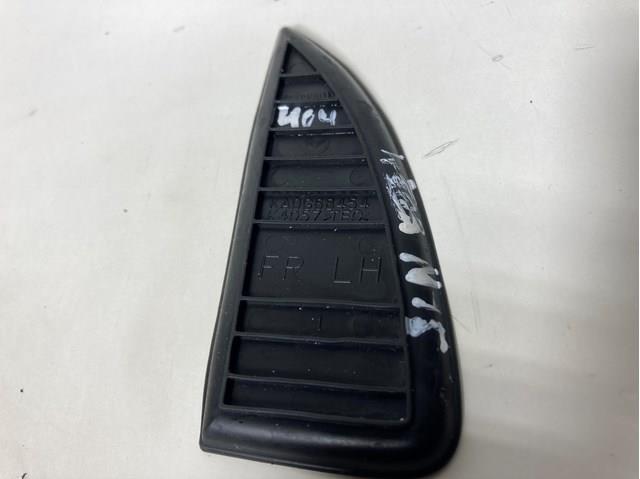 Обшивка дверей передніх лівих Mazda KA0G68454 ціна, від 5.07 USD