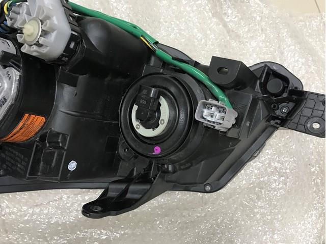 Основна фара - вставка Subaru 84001SG021 ціна, від 182.85 USD