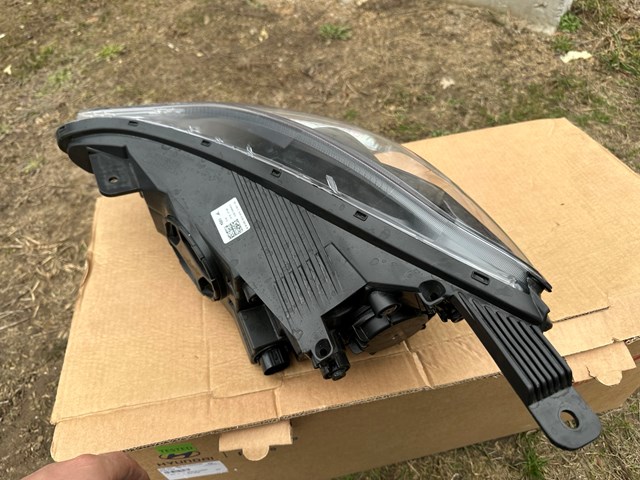 Основна фара - вставка Hyundai/Kia 92102K7100 ціна, від 27.62 USD
