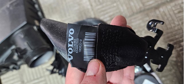 Купити 32239363 Volvo 
