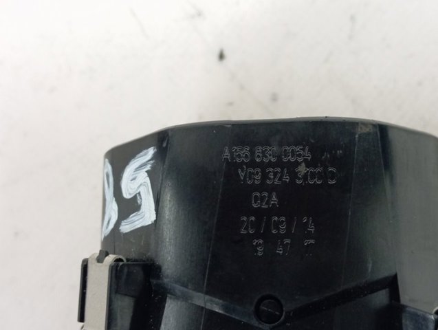 A1568300054 Mercedes Решітка повітропровода