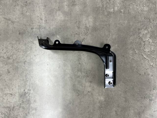  Mercedes A1676265100