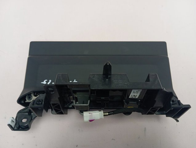Дисплей багатофункціональний Peugeot/Citroen 9840051480 ціна, від 361.92 USD