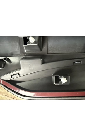  VAG 4M0853960EGRU