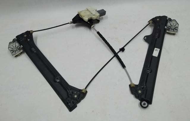 7290857 BMW 