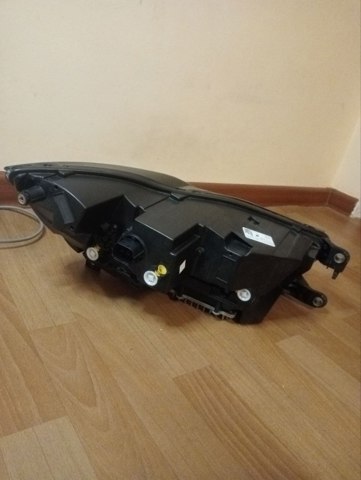 Фари Jaguar J9D313W030 ціна, від 380.00 USD
