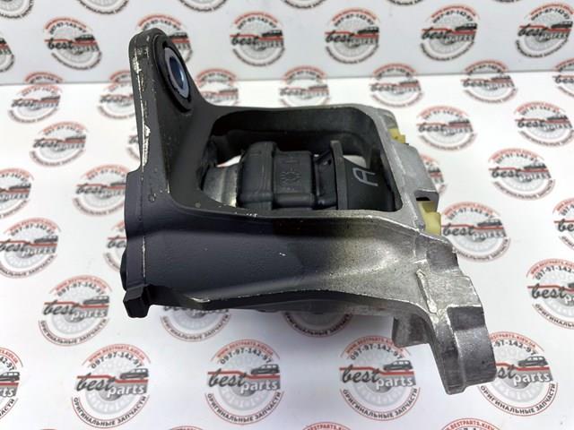 Купити 32298661 Volvo Подушка (опора) двигуна, права
