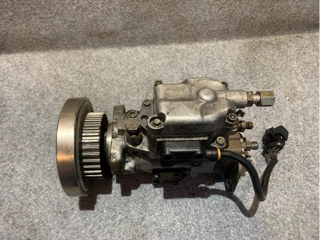 Купити 074130110M VAG Насос паливний високого тиску (ПНВТ) - DIESEL