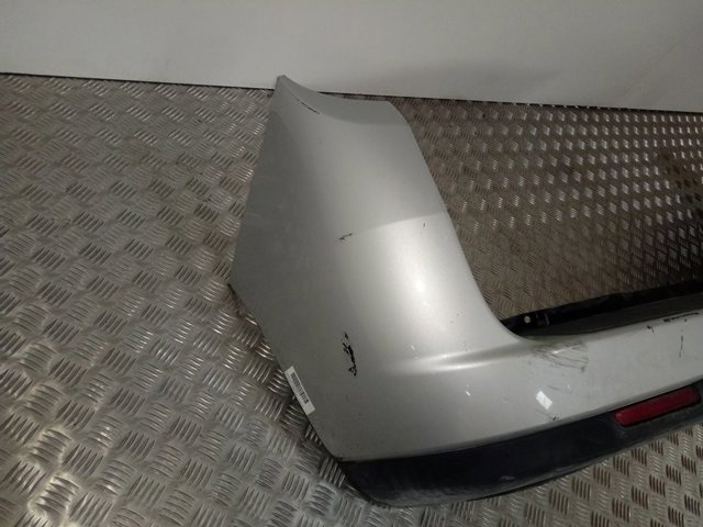 Задній бампер 735512760 Fiat/Alfa/Lancia