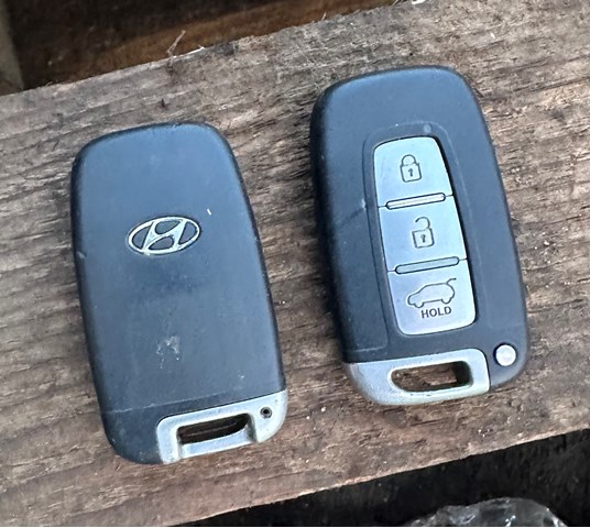  Hyundai/Kia 954002Y570 ціна, від 17.64 USD