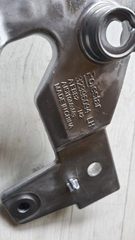 Рамка радіатора ліва Volvo 32396094 ціна, від 70.87 USD