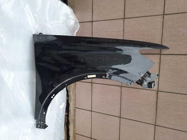 EJ7Z16005A Ford Крило переднє праве