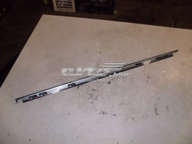 Купити LR027207 Land Rover 