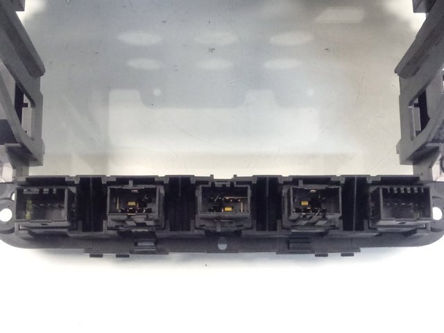Купити 7L5953235A Porsche Кнопка включення аварійного сигналу