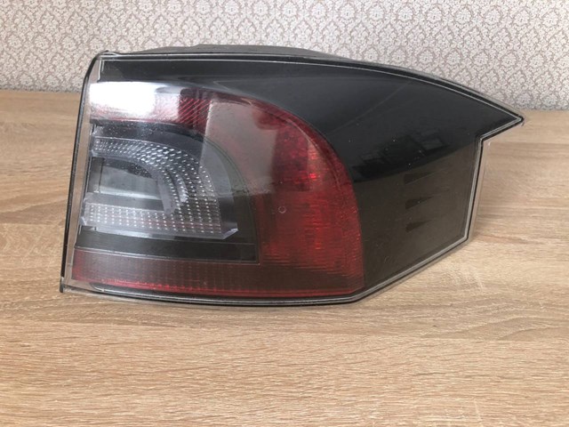 600591900G Tesla Задній правий зовнішній ліхтар