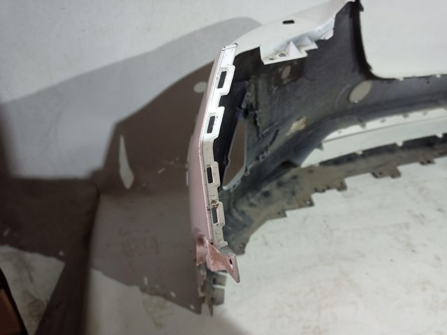 Бампер передній Mazda KR9P50031