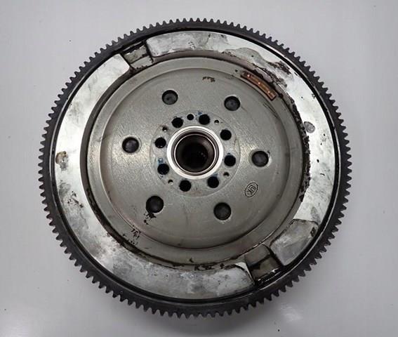 Маховик двигуна Renault (RVI) 123101516R ціна, від 533.74 USD