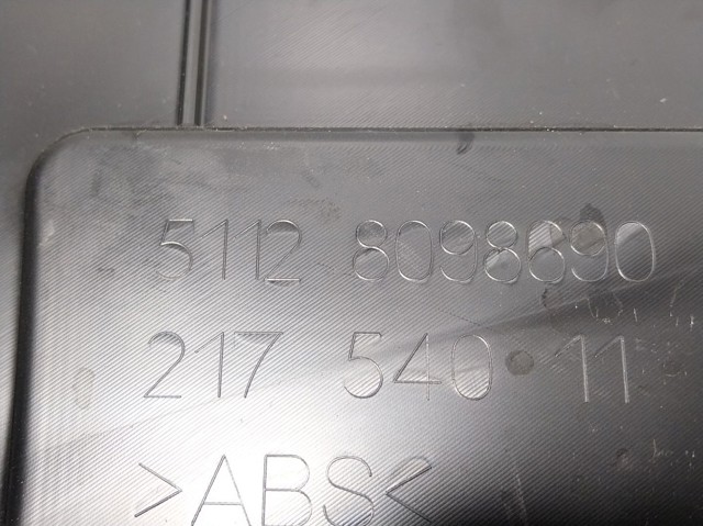 Кронштейн бампера заднього, правий Signeda PBM43173AR