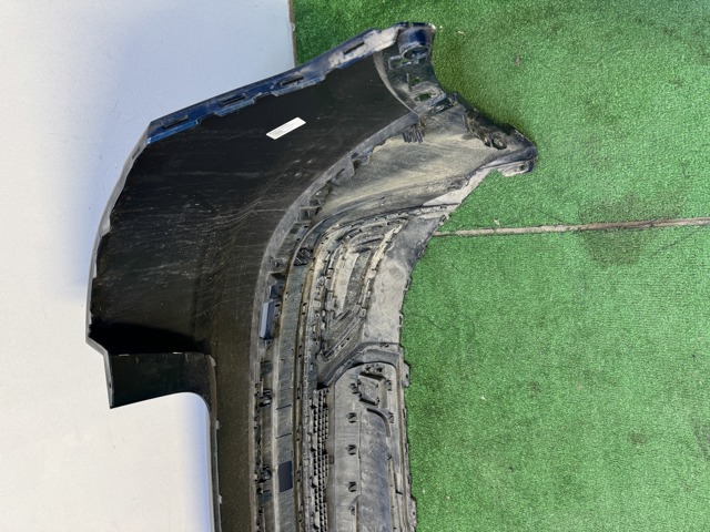 Задній бампер 4M8807067AGRU VAG