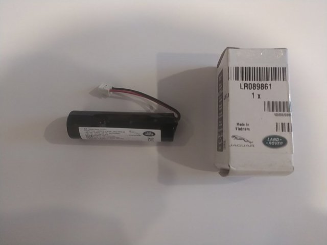 LR089861 Land Rover Авто акумулятор