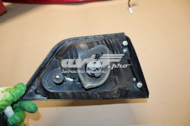 Ліхтар задній внутрішній правий на Mitsubishi Outlander II CW