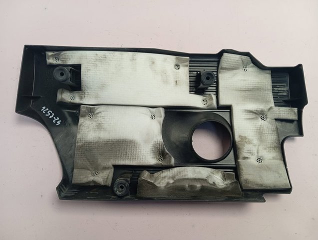 Кришка двигуна декоративна Toyota 1260136160